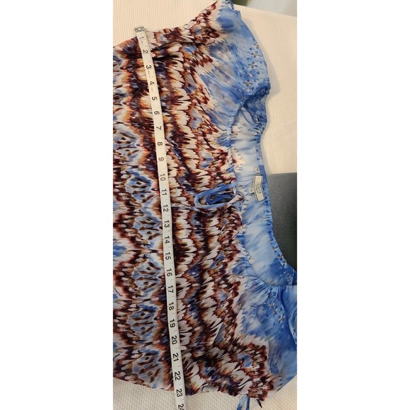 GUESS Blouse Top Size XS Ikat Aztec Colorful Cold Shoulder Short Sleeve Sheer - Picture 6 of 11